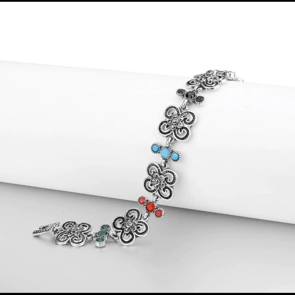 Flower Rhinestone Silver Tone Bracelet - Picture 3 of 4